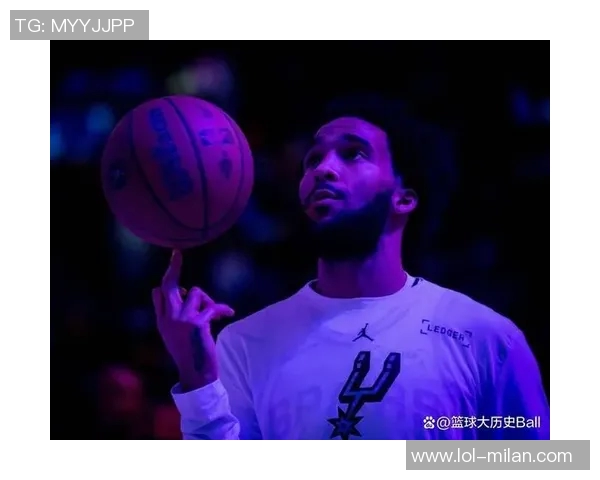 尚帕尼状态回暖全场表现出色14投8中三分命中率高达44砍下20分10板4助